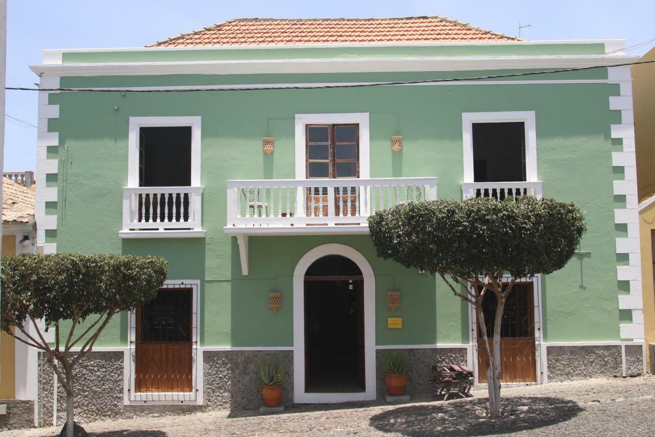 Casa Colonial Koenig Hotel São Filipe Buitenkant foto